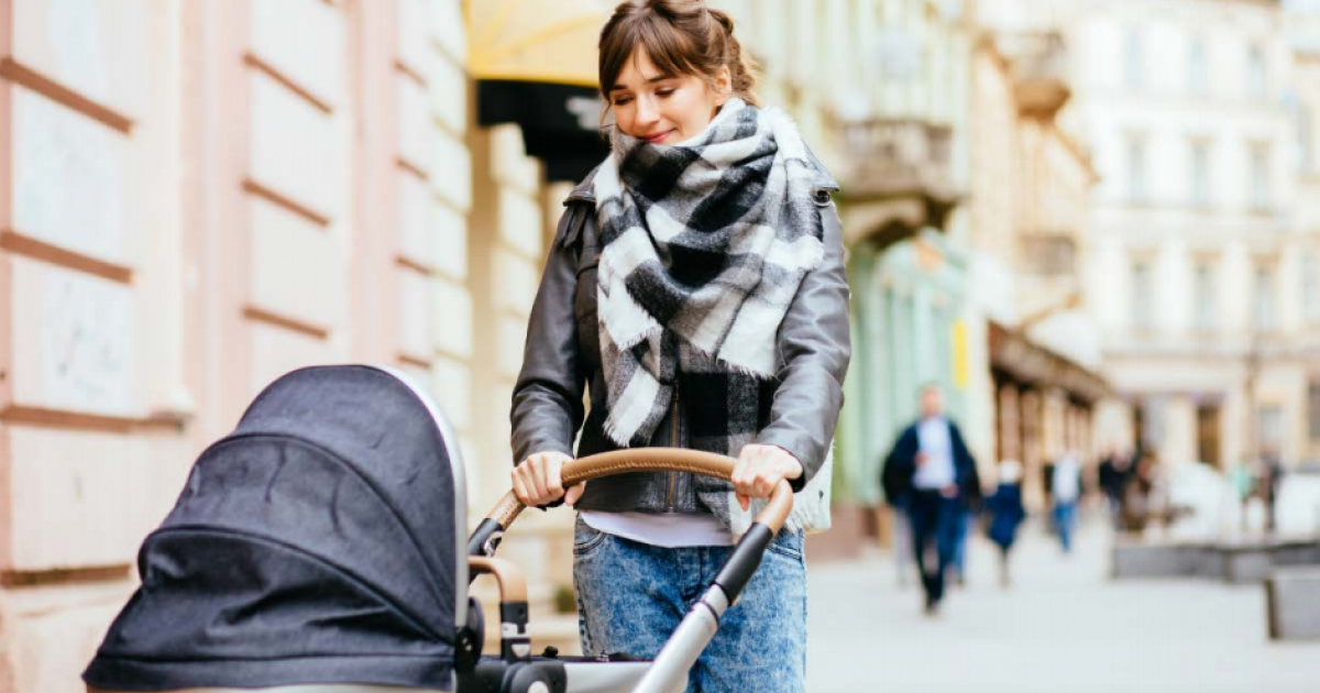 Promener son enfant pour la toute première fois ?